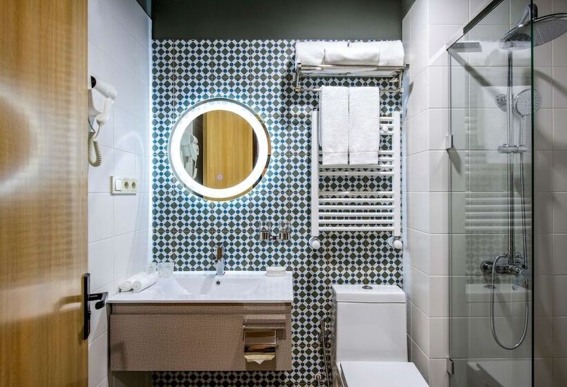 اتاق سوپریور با چشمانداز کوهستان, Best Western Gudauri