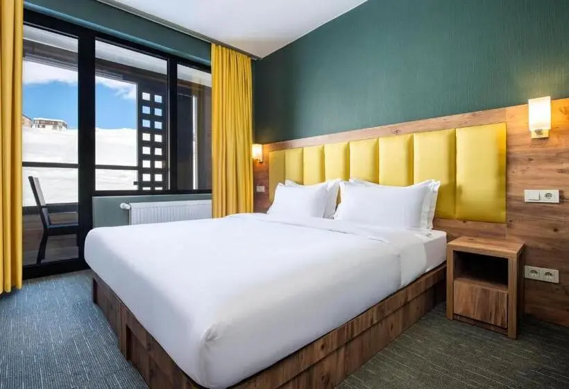 キングサイズベッドのスタンダードルーム, Best Western  Gudauri
