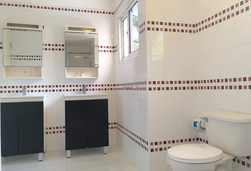 سوئیت دلوکس 2 خوابه, Truecost Resort Villas Paradise