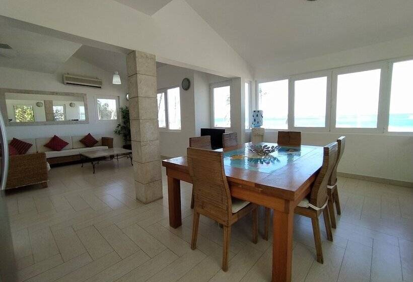 اتاق 4 خوابه, Truecost Resort Villas Paradise