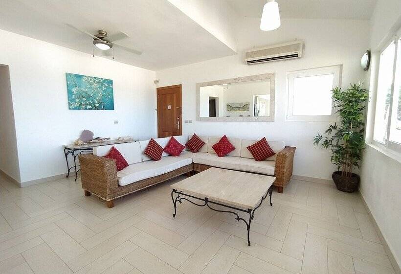 اتاق 4 خوابه, Truecost Resort Villas Paradise