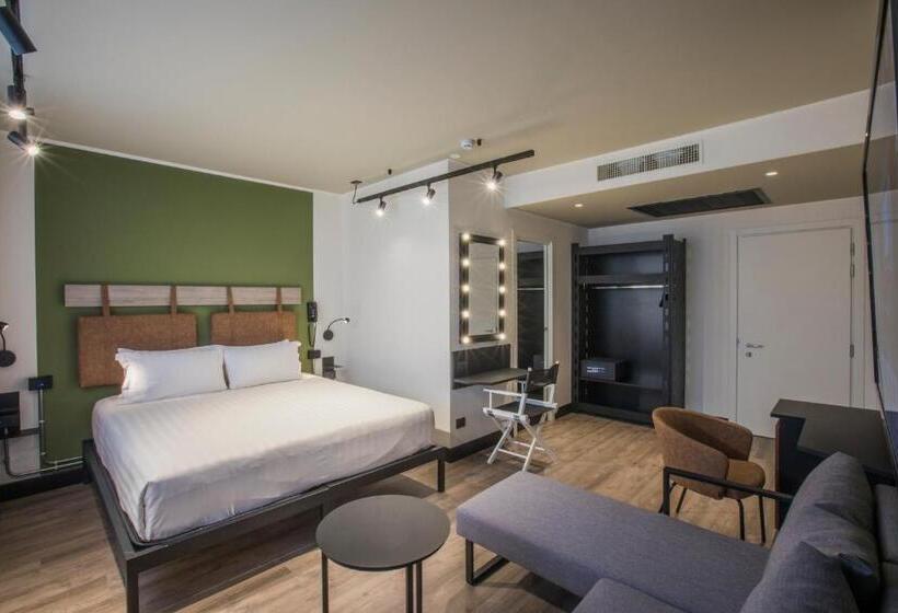 חדר דלוקס, Mercure Roma Cinecitta