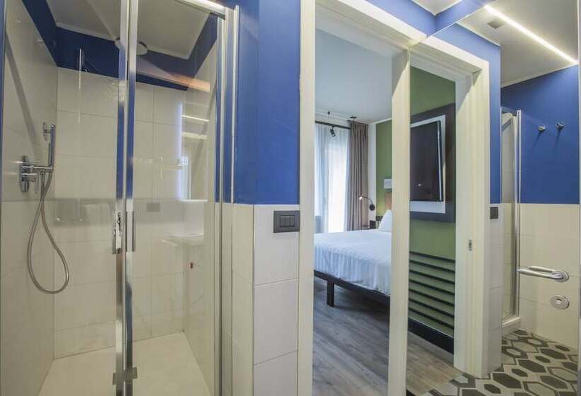 اتاق کلاسیک سه تخته, Mercure Roma Cinecitta
