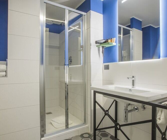 اتاق لوکس, Mercure Roma Cinecitta