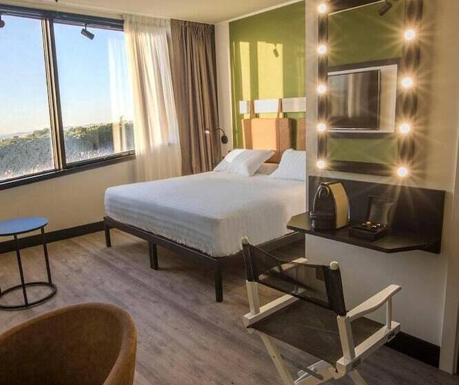 חדר סטנדרט, Mercure Roma Cinecitta