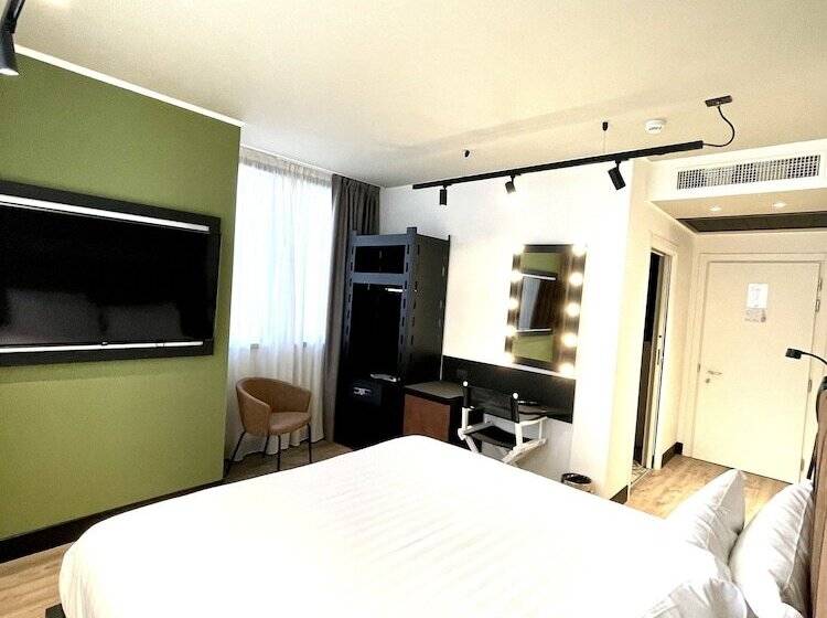 اتاق استاندارد, Mercure Roma Cinecitta