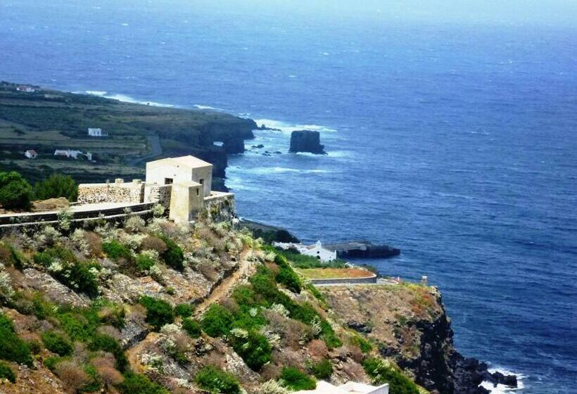 חדר סטנדרט לשלושה, Ariston