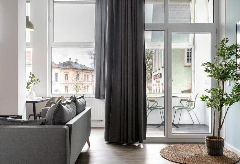 발코니가 있는 스위트, Limehome Zwickau Dr. Friedrichs Ring