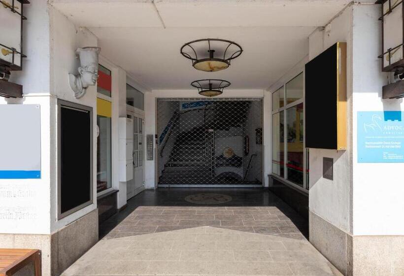 발코니가 있는 스위트, Limehome Zwickau Dr. Friedrichs Ring