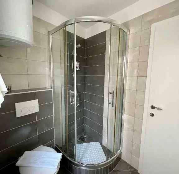 Apartament 1 Dormitori Planta Baixa, Guesthouse Kresic