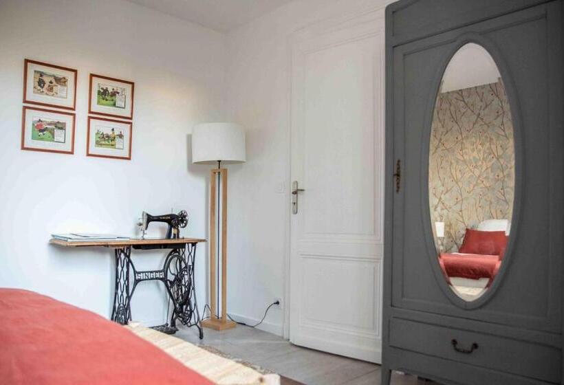 سوییت خانوادگی, Villa Les Ombrees