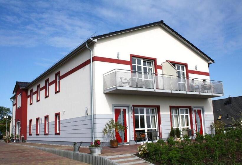 Номер Стандарт Вид на Озеро, Pension Achteridyll