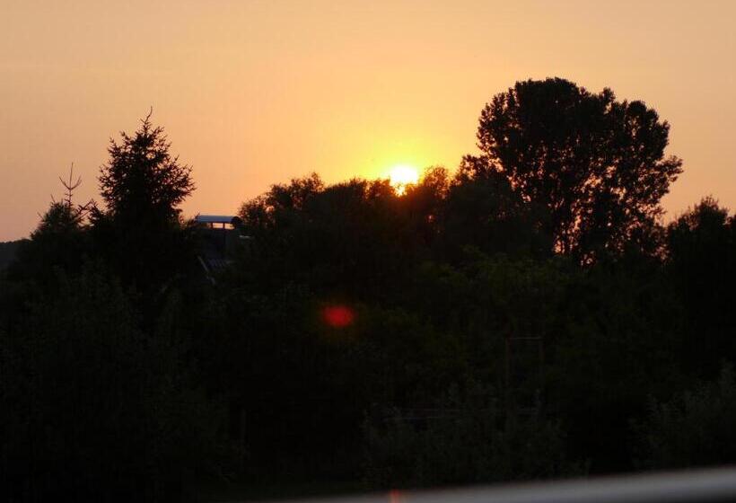 Номер Стандарт Вид на Озеро, Pension Achteridyll