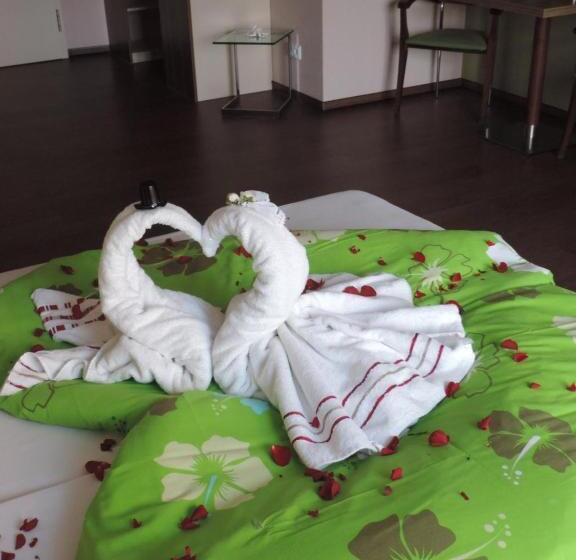 Номер Стандарт Вид на Озеро, Pension Achteridyll