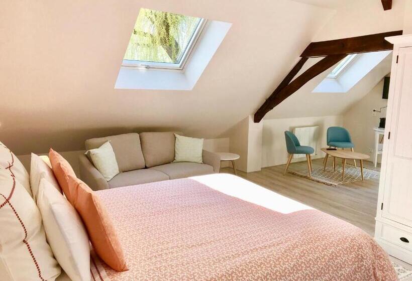 带阳台套房, Sans Souci Bed And Breakfast Luxe Heated Pool And Restaurant