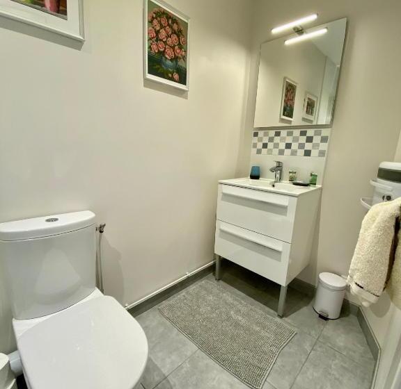 デラックスルーム, Sans Souci Bed And Breakfast Luxe Heated Pool And Restaurant