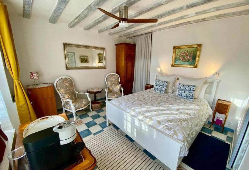 デラックスルーム, Sans Souci Bed And Breakfast Luxe Heated Pool And Restaurant