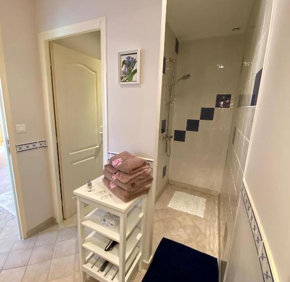 デラックスルーム, Sans Souci Bed And Breakfast Luxe Heated Pool And Restaurant