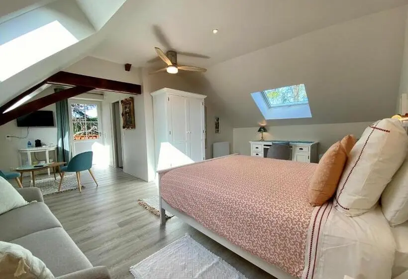 バルコニー付スイート, Sans Souci Bed And Breakfast Luxe Heated Pool And Restaurant