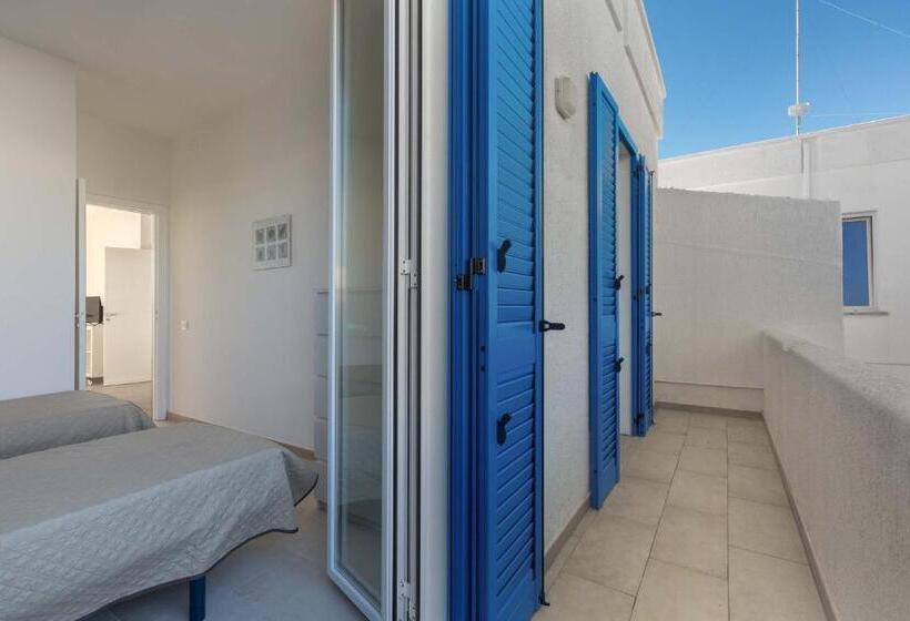 Apartament 1 Sypialnia z Balkonem, Residence Mare Azzurro By Barbarhouse