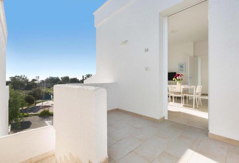 Apartament 1 Sypialnia z Balkonem, Residence Mare Azzurro By Barbarhouse