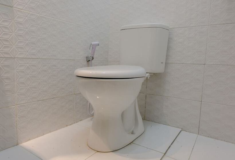 اتاق استاندارد, Uniga Malang Family Residence By Oyo Rooms