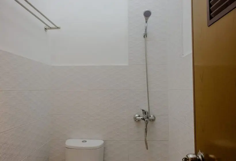 スタンダードルーム, Uniga Malang Family Residence By Oyo Rooms