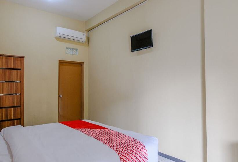 سوییت لوکس, Uniga Malang Family Residence By Oyo Rooms