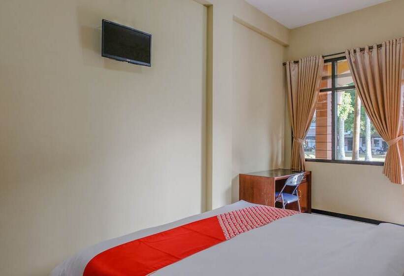 سوییت لوکس, Uniga Malang Family Residence By Oyo Rooms