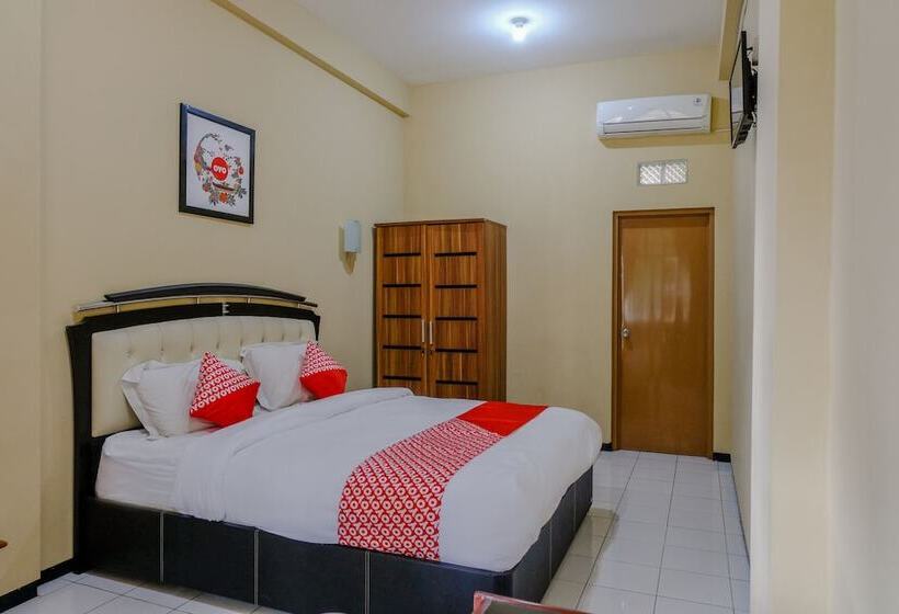 سوییت لوکس, Uniga Malang Family Residence By Oyo Rooms