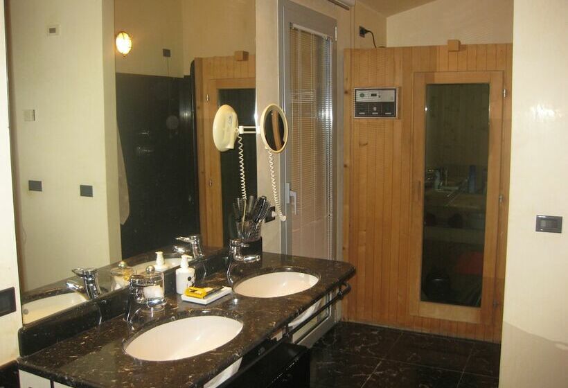 家庭套房, B&b Villa Adriano