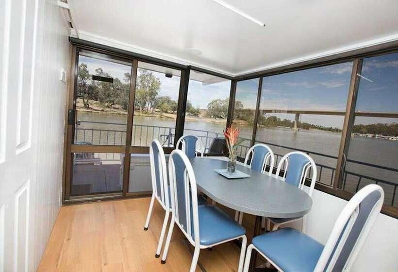 خانه 1 خوابه, All Seasons Houseboats
