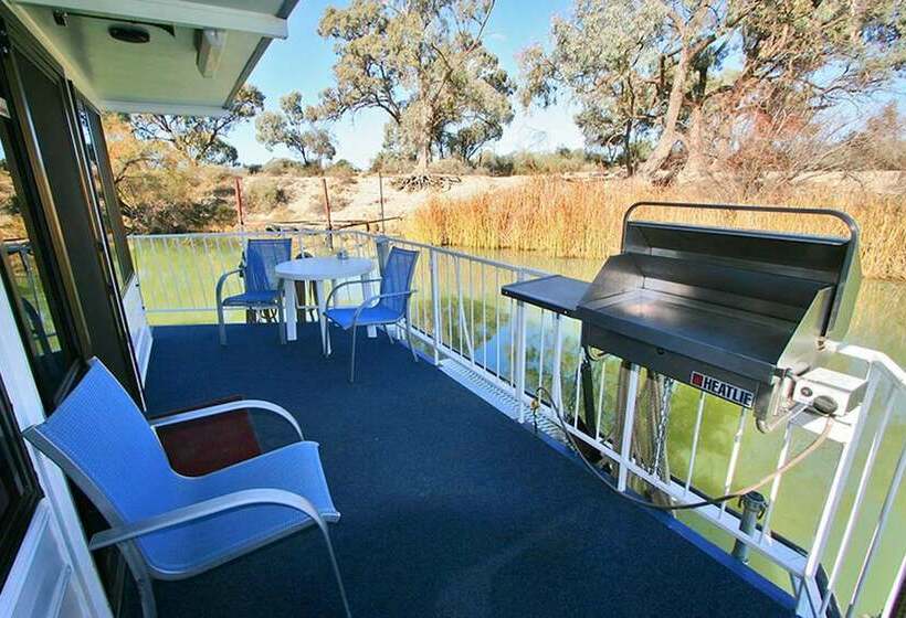 خانه 1 خوابه, All Seasons Houseboats