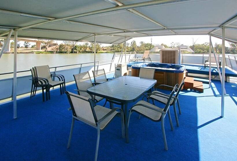 خانه 3 خوابه, All Seasons Houseboats