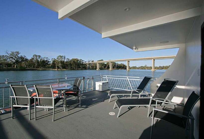 خانه 4 خوابه, All Seasons Houseboats