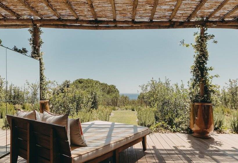 חדר דלוקס נוף לים, Lily Of The Valley