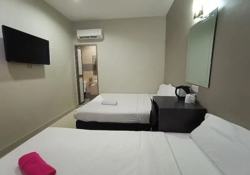Chambre Triple Standard, Nice Stay Three Six Five Services