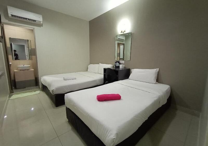 スタンダードトリプルルーム, Nice Stay Three Six Five Services