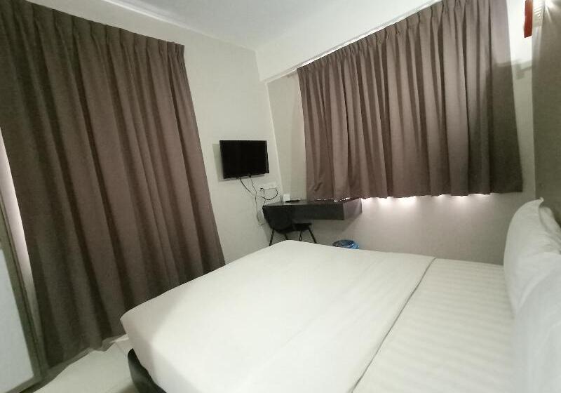 デラックスルーム, Nice Stay Three Six Five Services