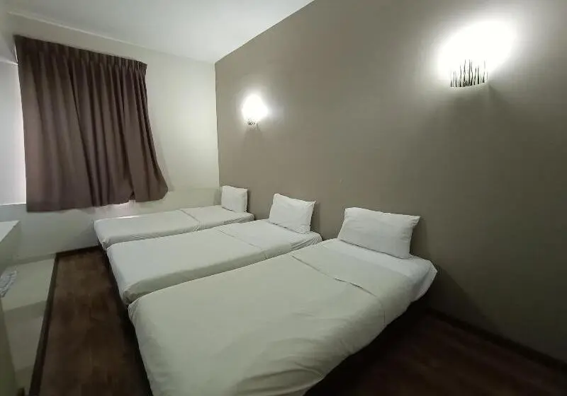 Chambre Triple Deluxe, Nice Stay Three Six Five Services
