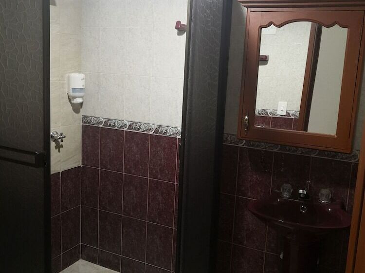 스탠다드 룸, Nogal Hostel