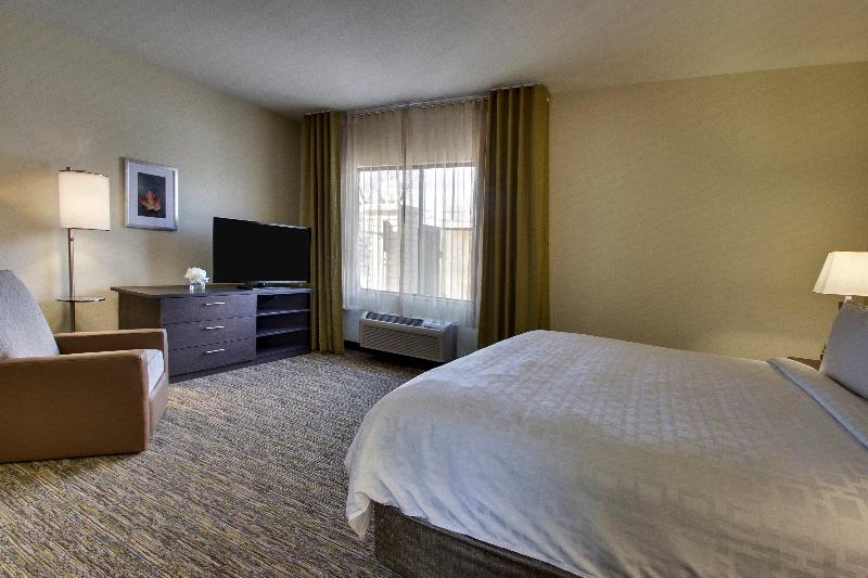 Люкс Кровать Кинг, Candlewood Suites   Wichita East, An Ihg