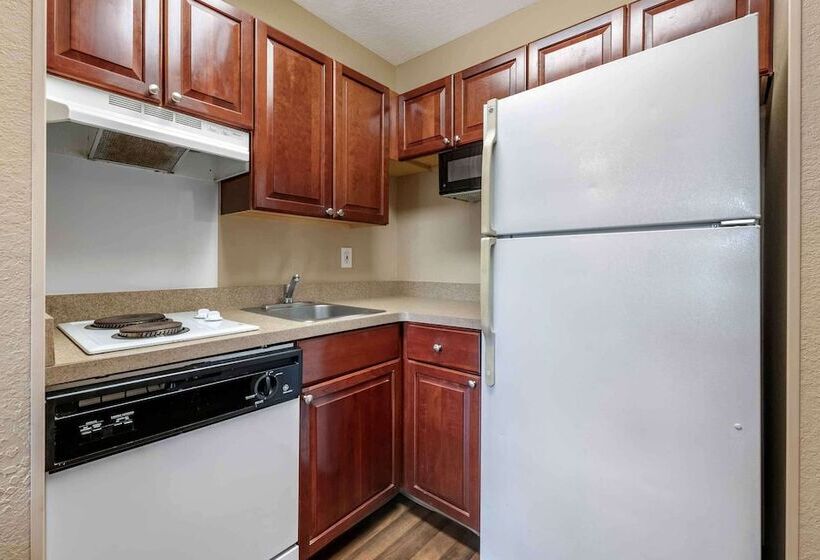 Студия Deluxe, Extended Stay America Suites  Orlando  Southpark  Commodity Circle