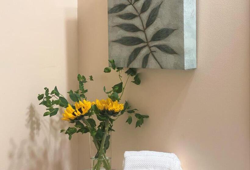 غرفة قياسية سرير كينج, White Horse Lodge