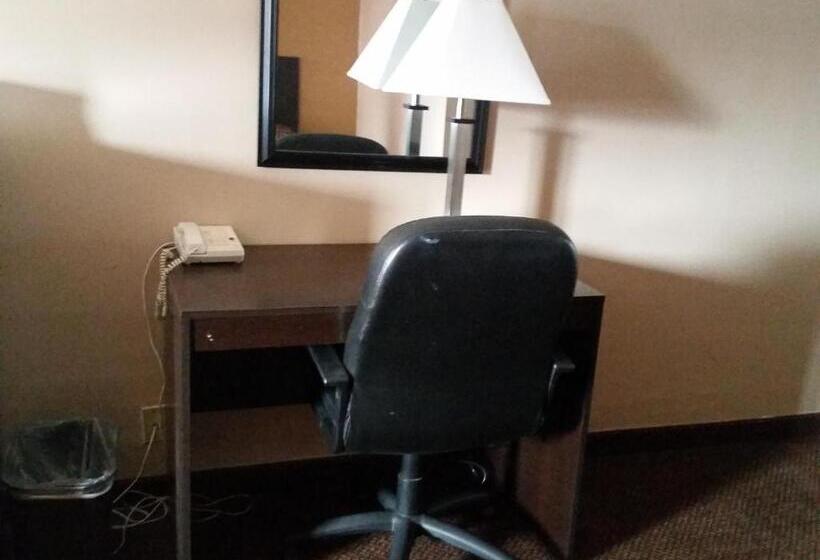 Номер Стандарт, German Village Inn Motel