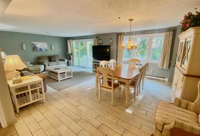 Апартаменты 2 Спальни, Village By The Sea