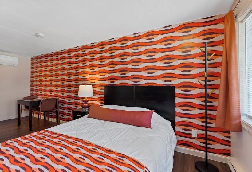 غرفة قياسية, Wagon Wheel Motel