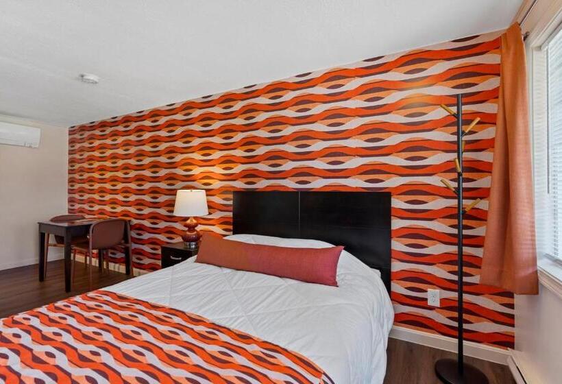 غرفة قياسية, Wagon Wheel Motel