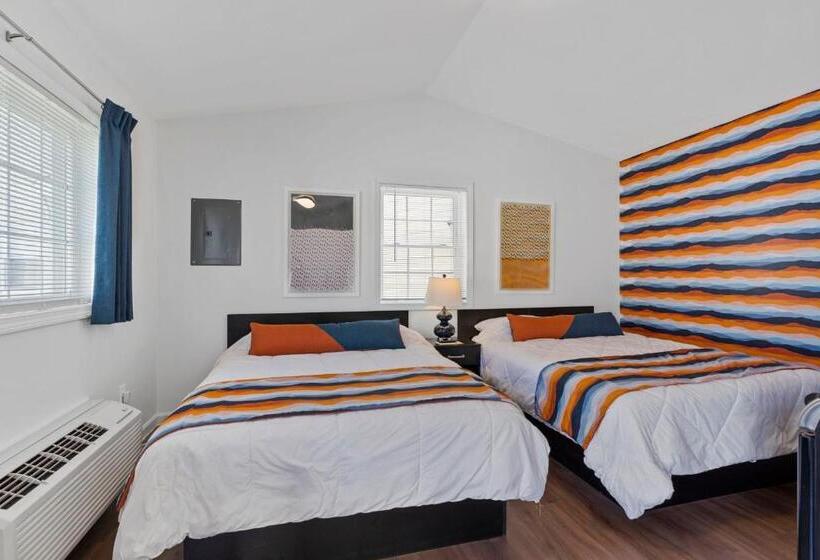 منزل غرفة نوم واحدة, Wagon Wheel Motel