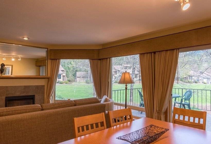 2 Szobás Suite, Whispering Woods Resort